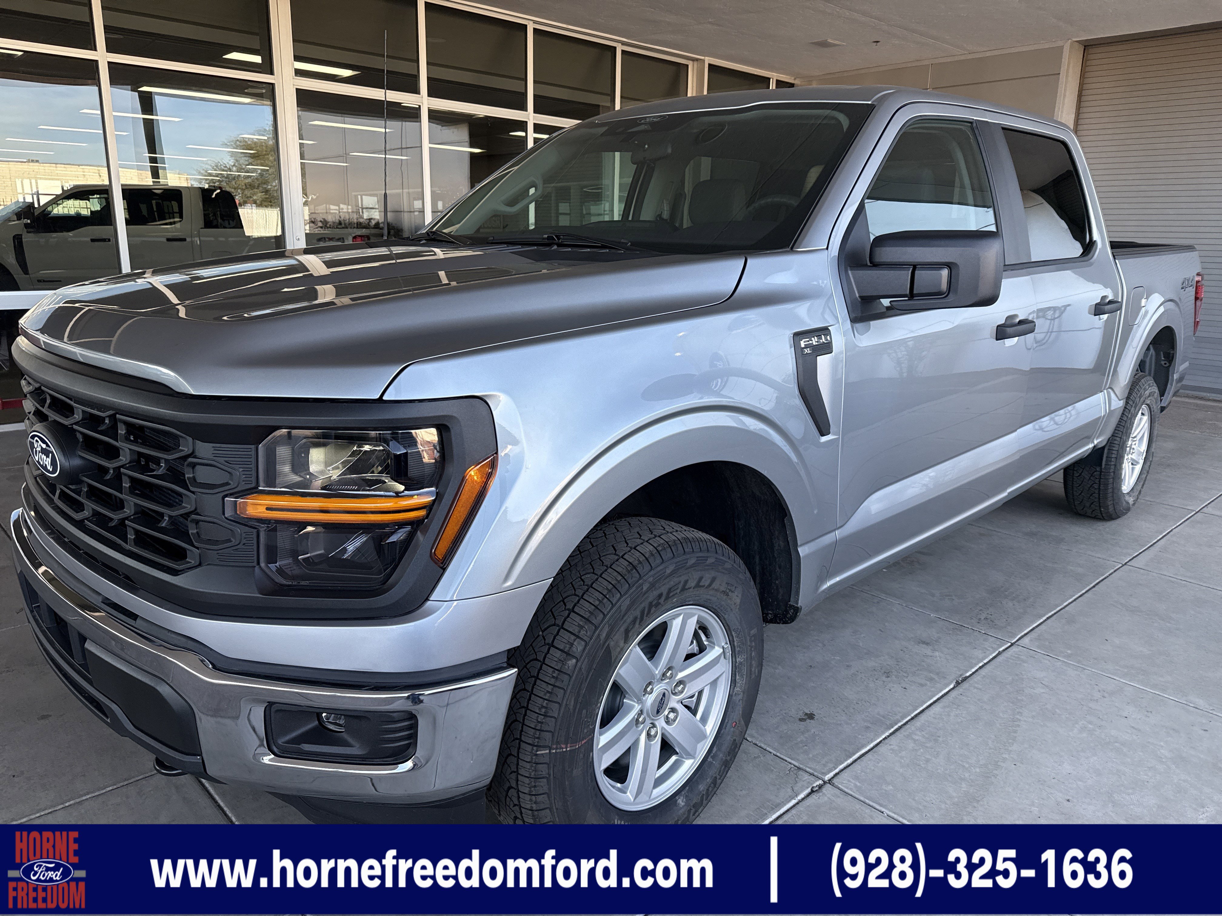 2025 Ford F-150 XL's photo