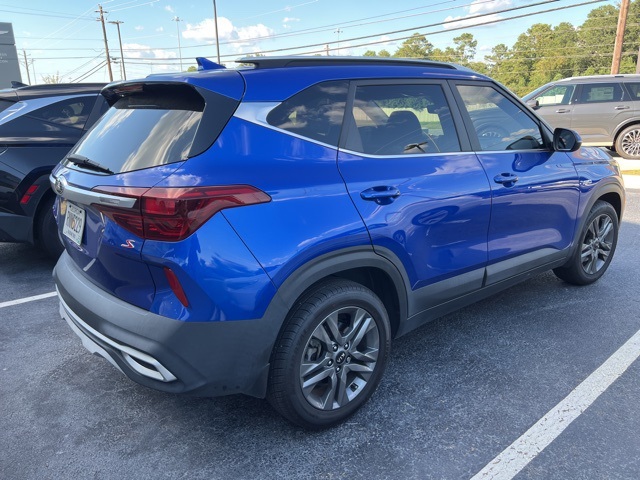 2021 Kia Seltos S photo 3
