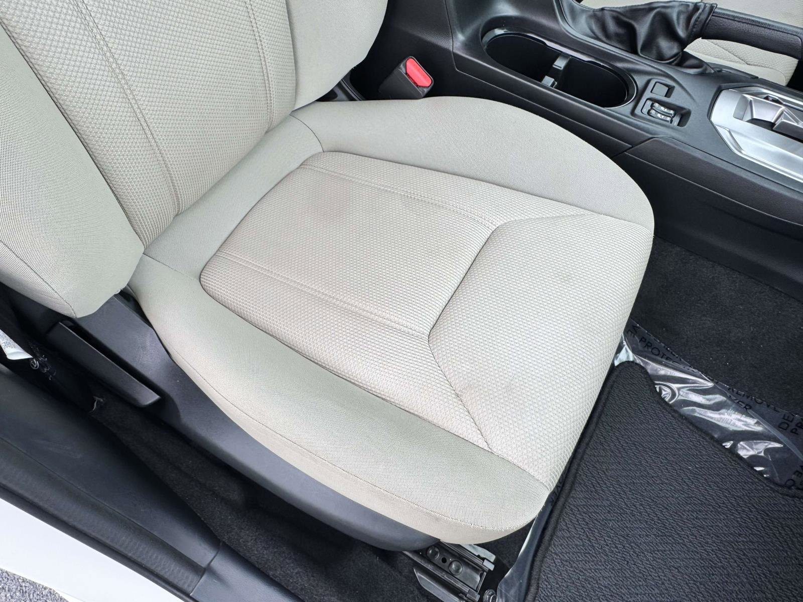 2021 Subaru Impreza L photo 10