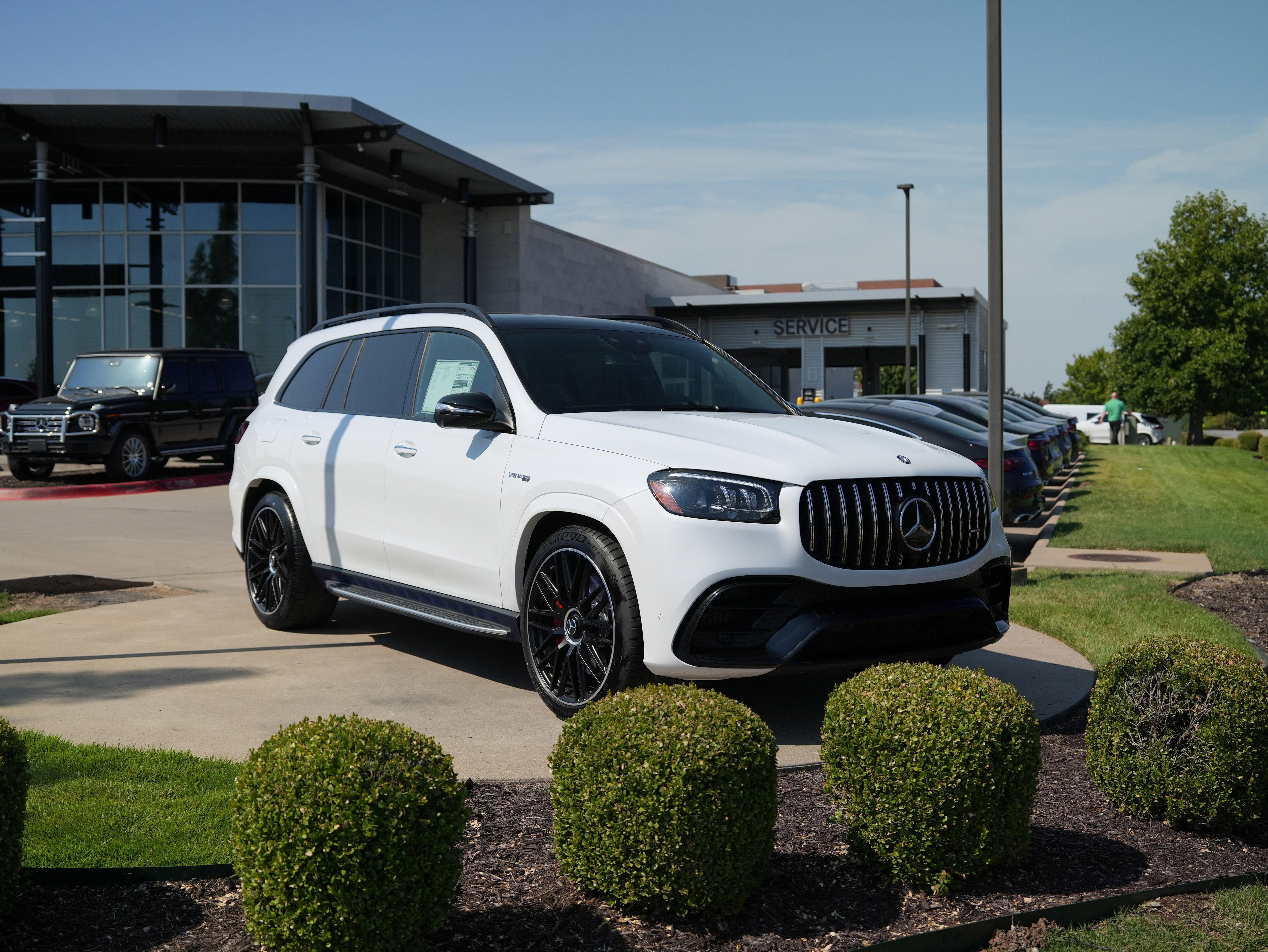 2025 Mercedes-Benz GLS AMG GLS 63's photo