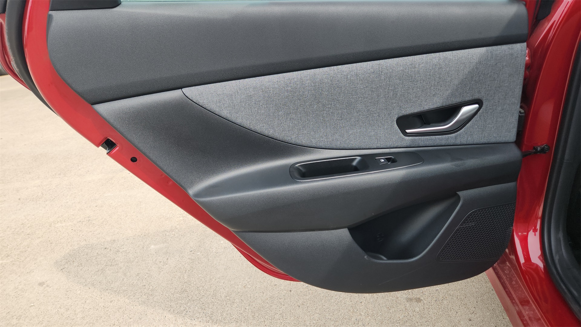 2025 Hyundai Elantra Limited photo 27