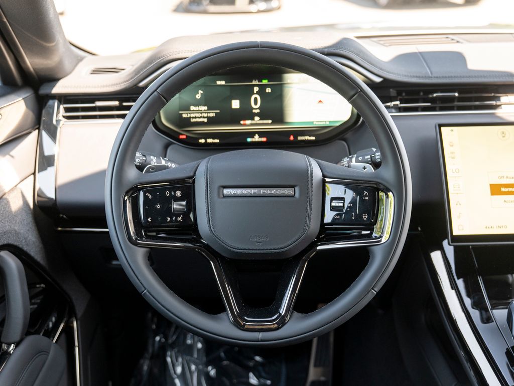 2025 Land Rover Range Rover Sport SE photo 12