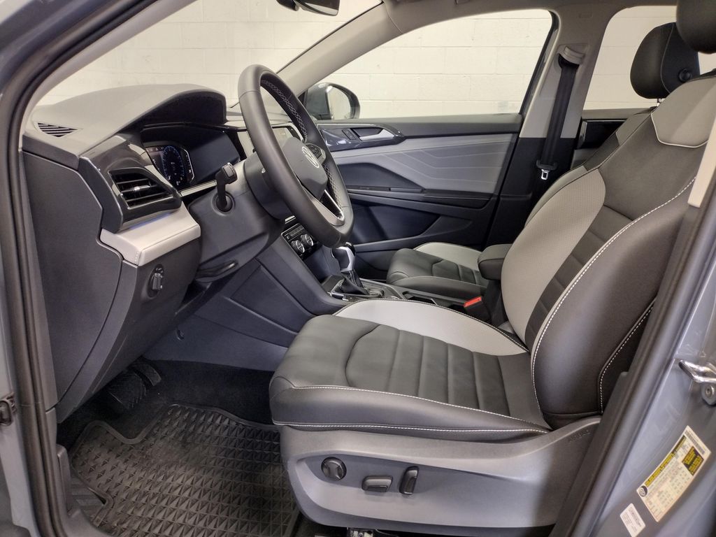 2024 Volkswagen Taos SEL photo 17