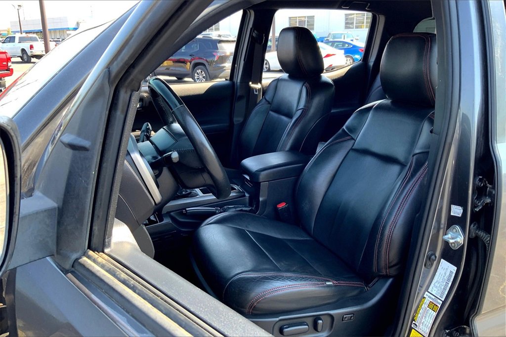 2021 Toyota Tacoma SR5 4x4 Long Bed photo 24