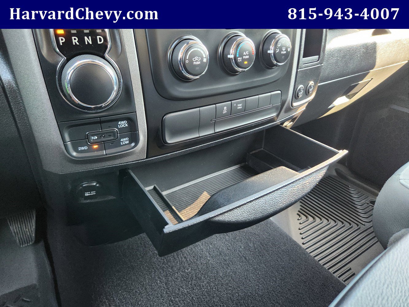 2018 Ram 1500 Express photo 9