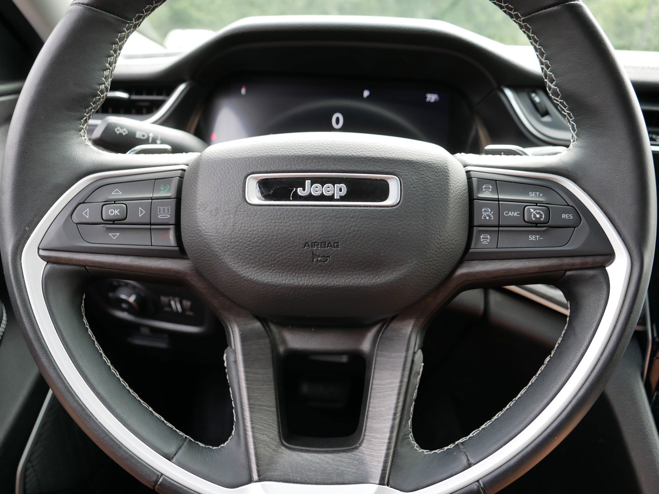 2022 Jeep Grand Cherokee Limited photo 23