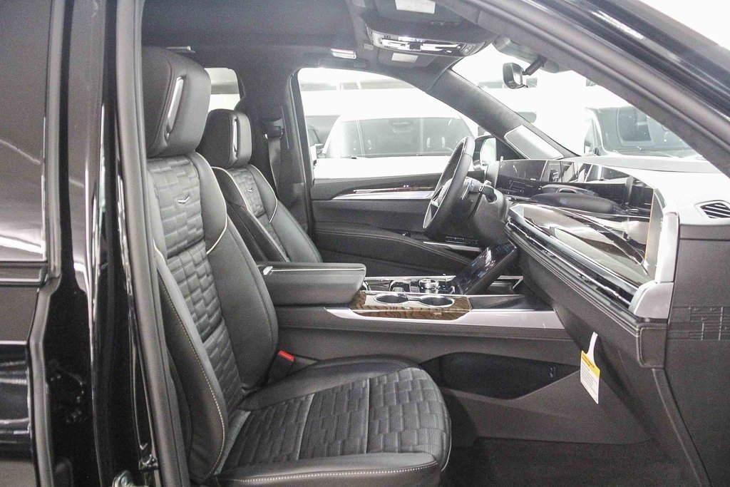2026 Cadillac Escalade Platinum Sport photo 9