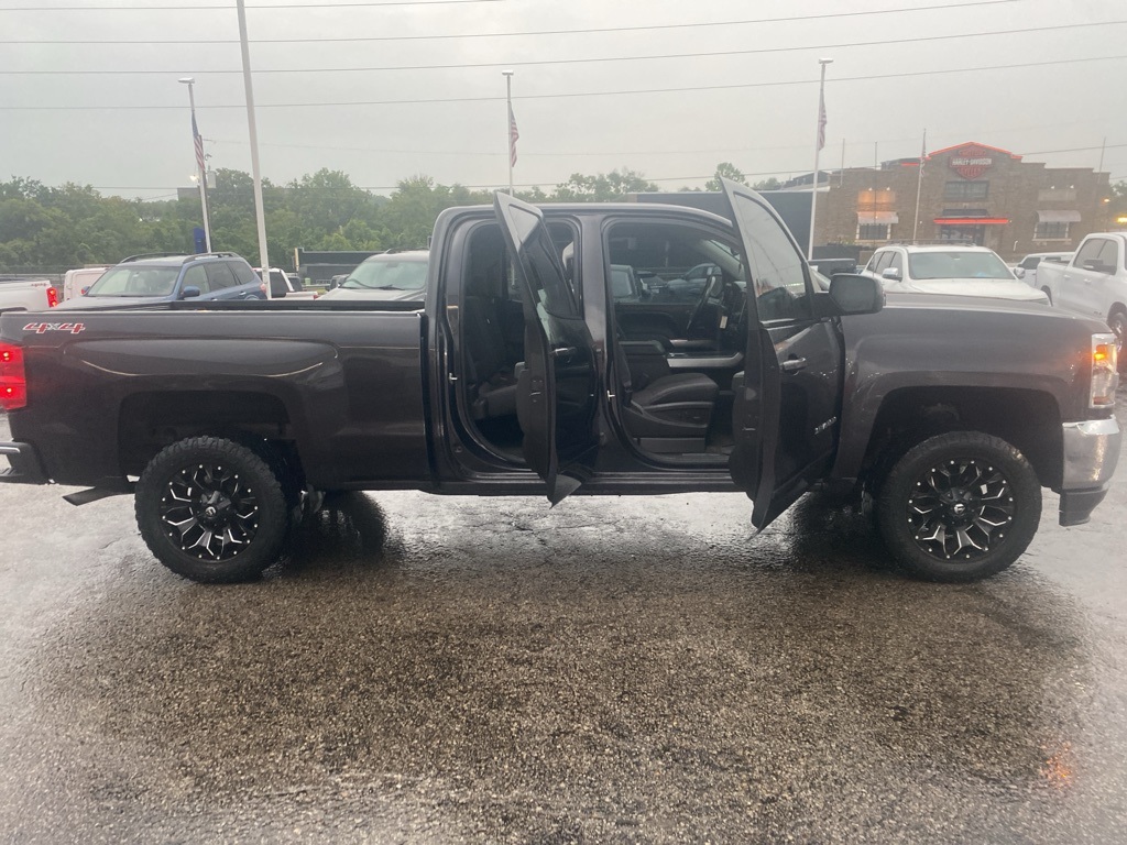2016 Chevrolet Silverado 1500 LT photo 8
