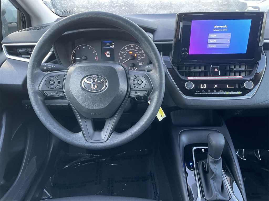 2025 Toyota Corolla LE photo 14