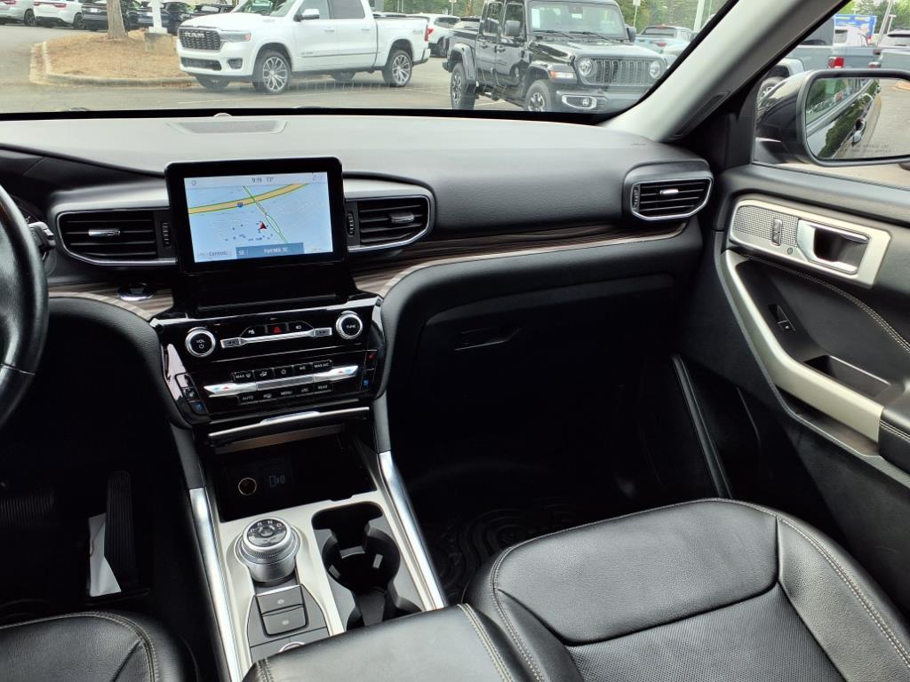 2022 Ford Explorer Limited photo 25