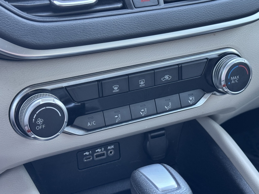 2022 Nissan Altima 2.5 SV photo 13
