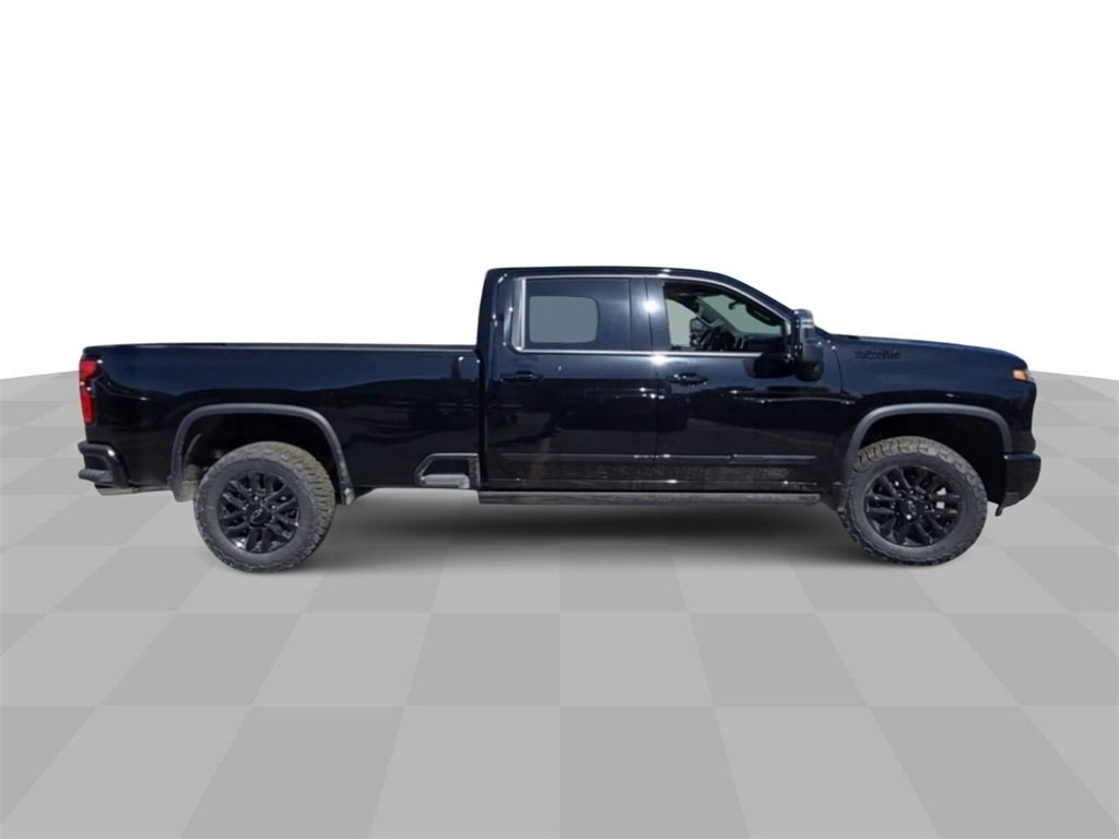 2025 Chevrolet Silverado 2500HD High Country photo 8
