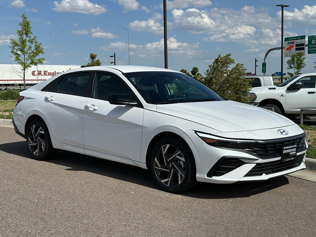 2025 Hyundai Elantra Hybrid SEL Sport photo 3