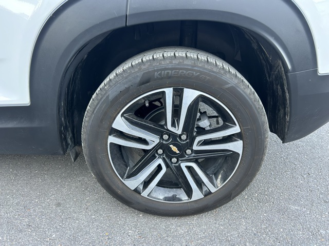 2025 Chevrolet Trailblazer LT photo 9