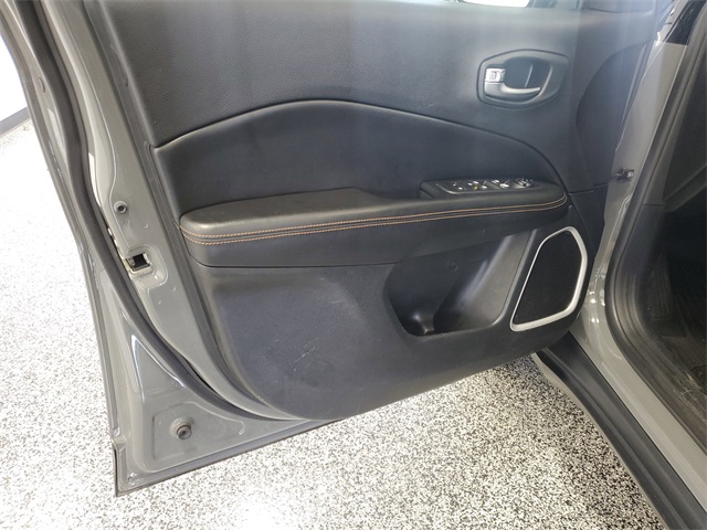 2019 Jeep Compass Limited photo 6