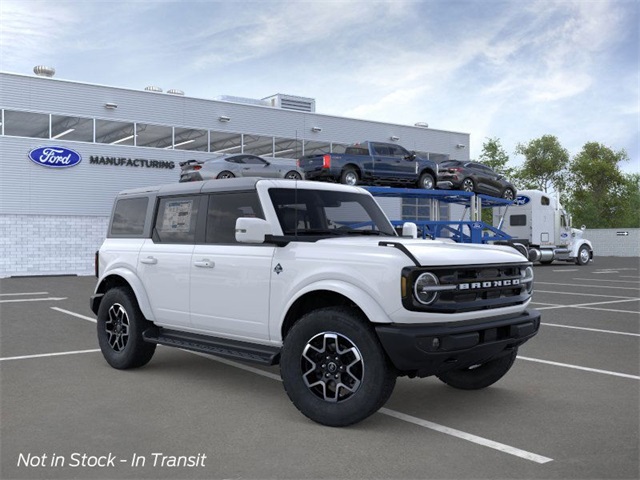 2025 Ford Bronco Outer Banks photo 7