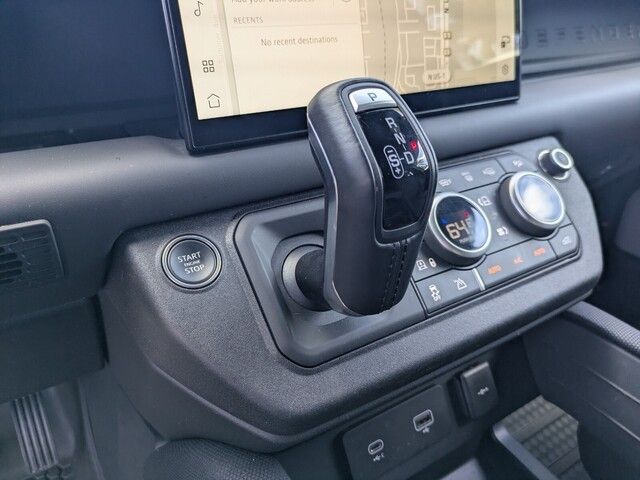 2024 Land Rover Defender Outbound photo 22