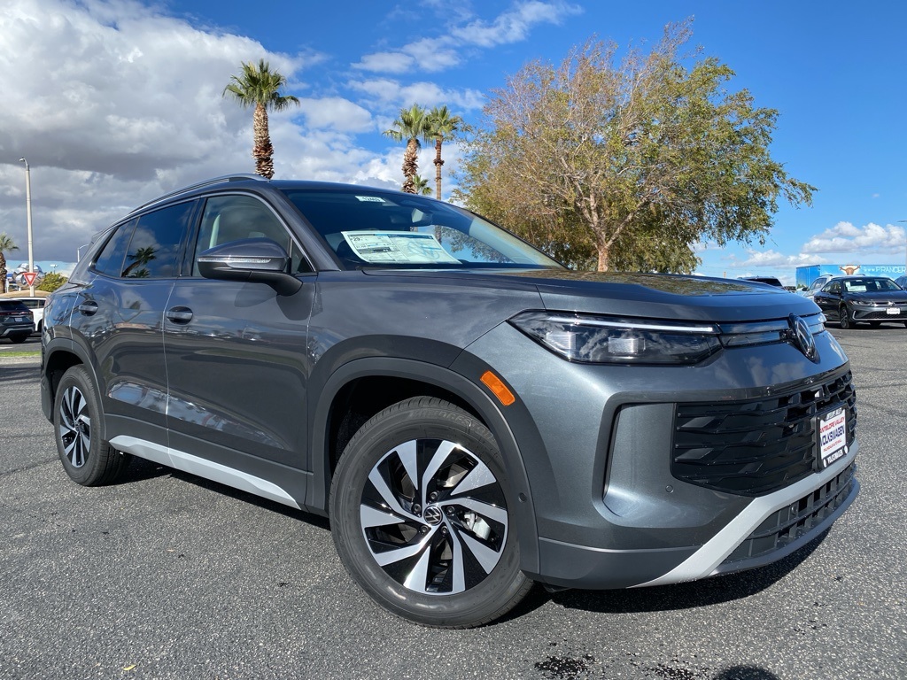 2026 Volkswagen Tiguan S's photo