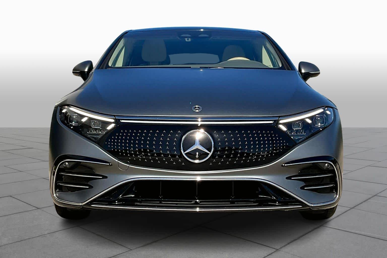 2022 Mercedes Benz EQS Sedan 580 4MATIC photo 3