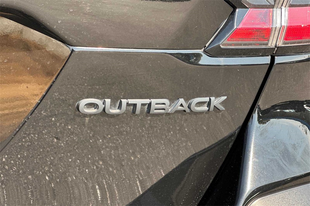 2025 Subaru Outback Onyx Edition photo 32