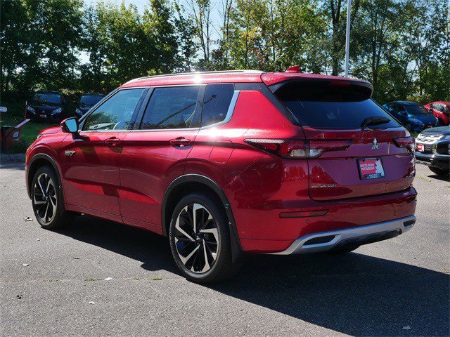 2025 Mitsubishi Outlander PHEV SEL photo 2