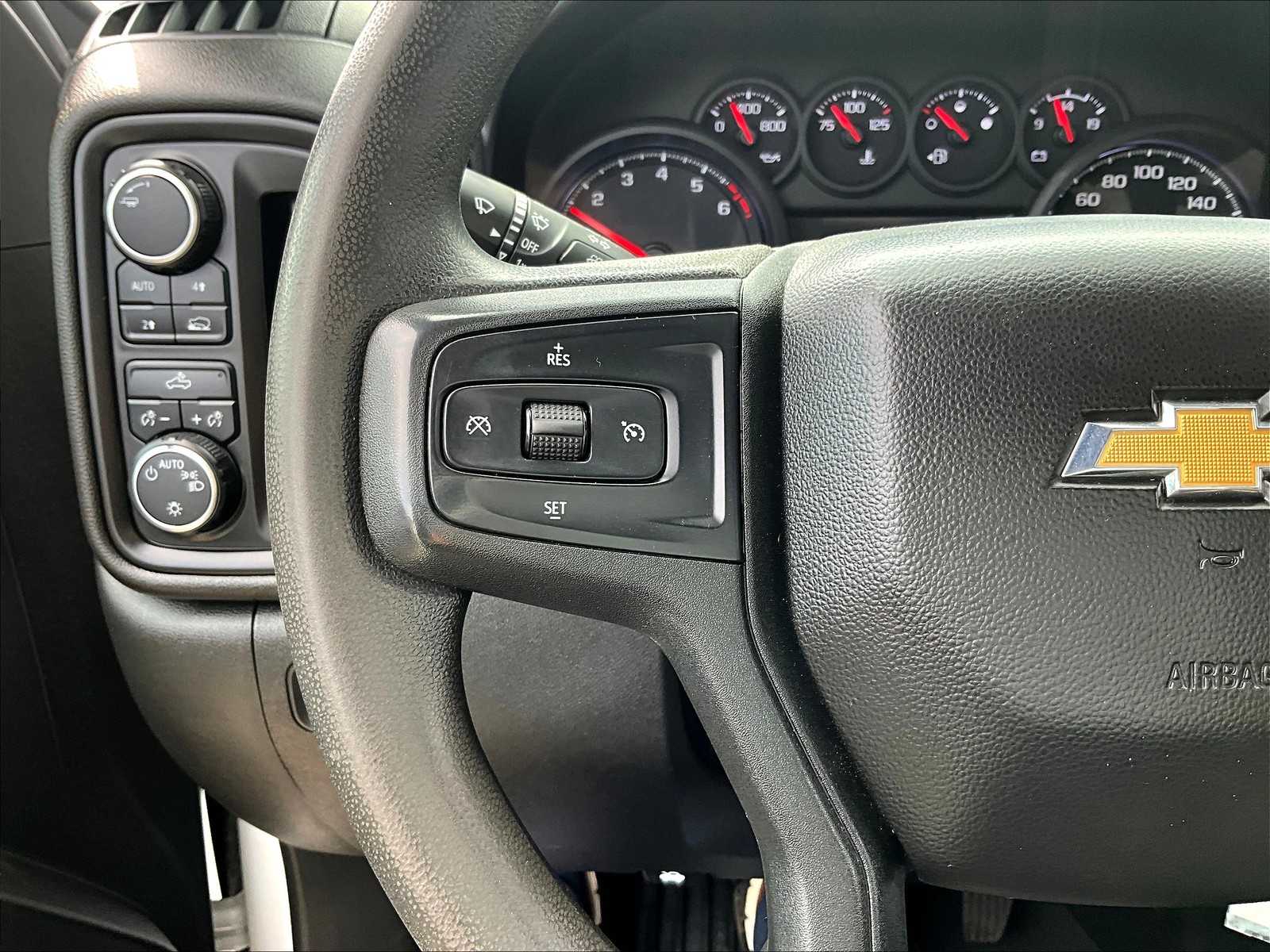 2022 Chevrolet Silverado 1500 Custom photo 19
