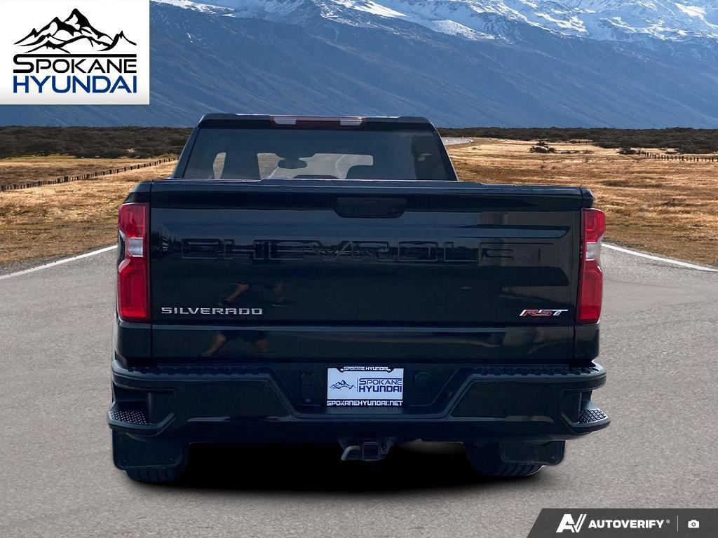 2021 Chevrolet Silverado 1500 RST photo 3
