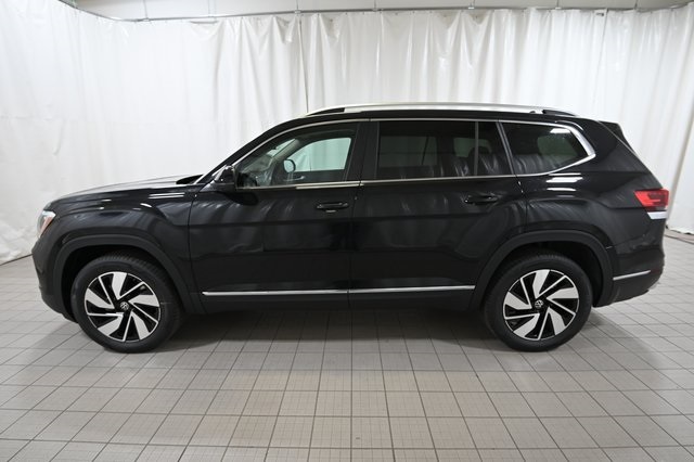 2026 Volkswagen Atlas SEL photo 9