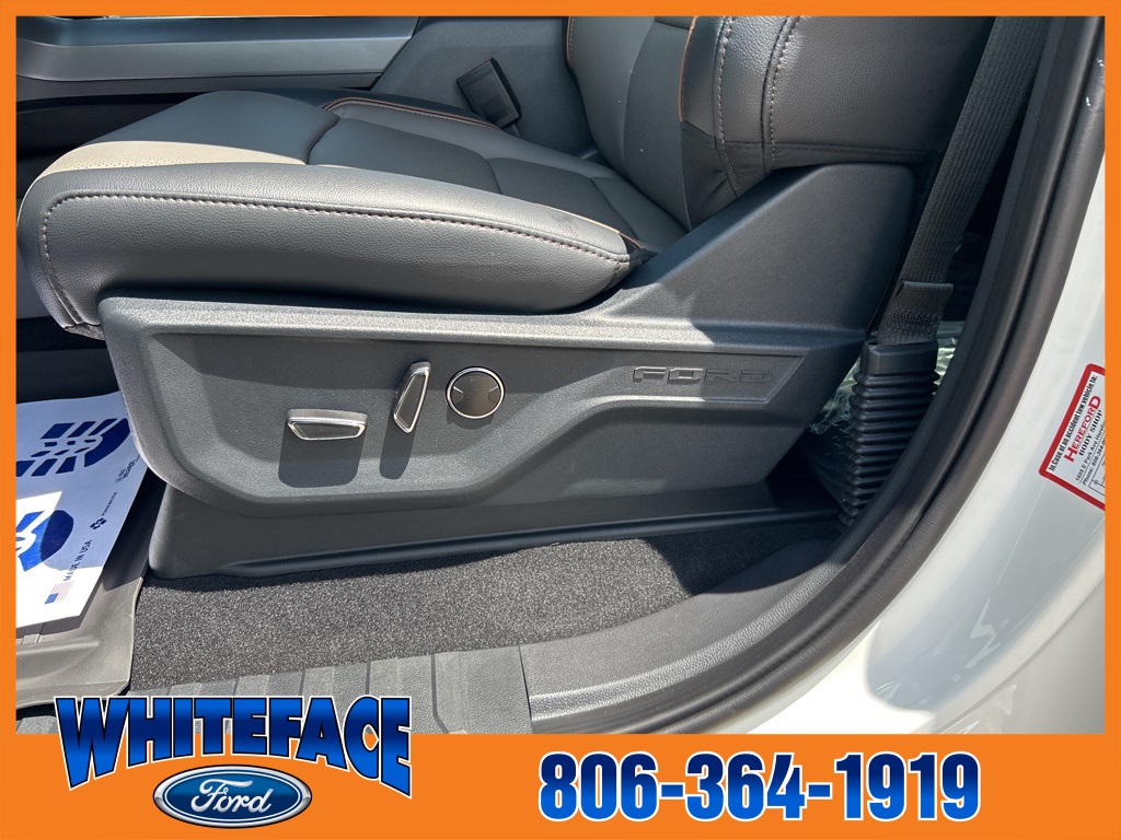 2025 Ford F-150 Lariat photo 13