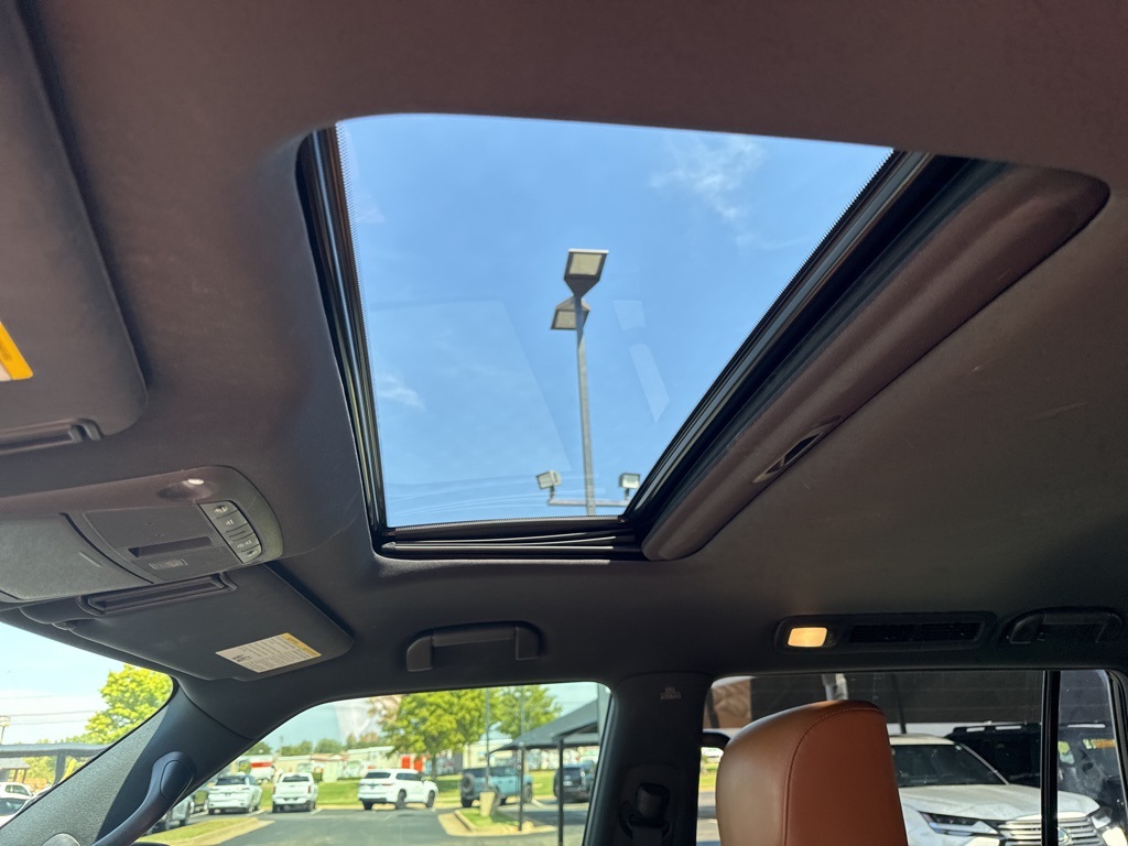 2021 Infiniti QX80 Sensory photo 8