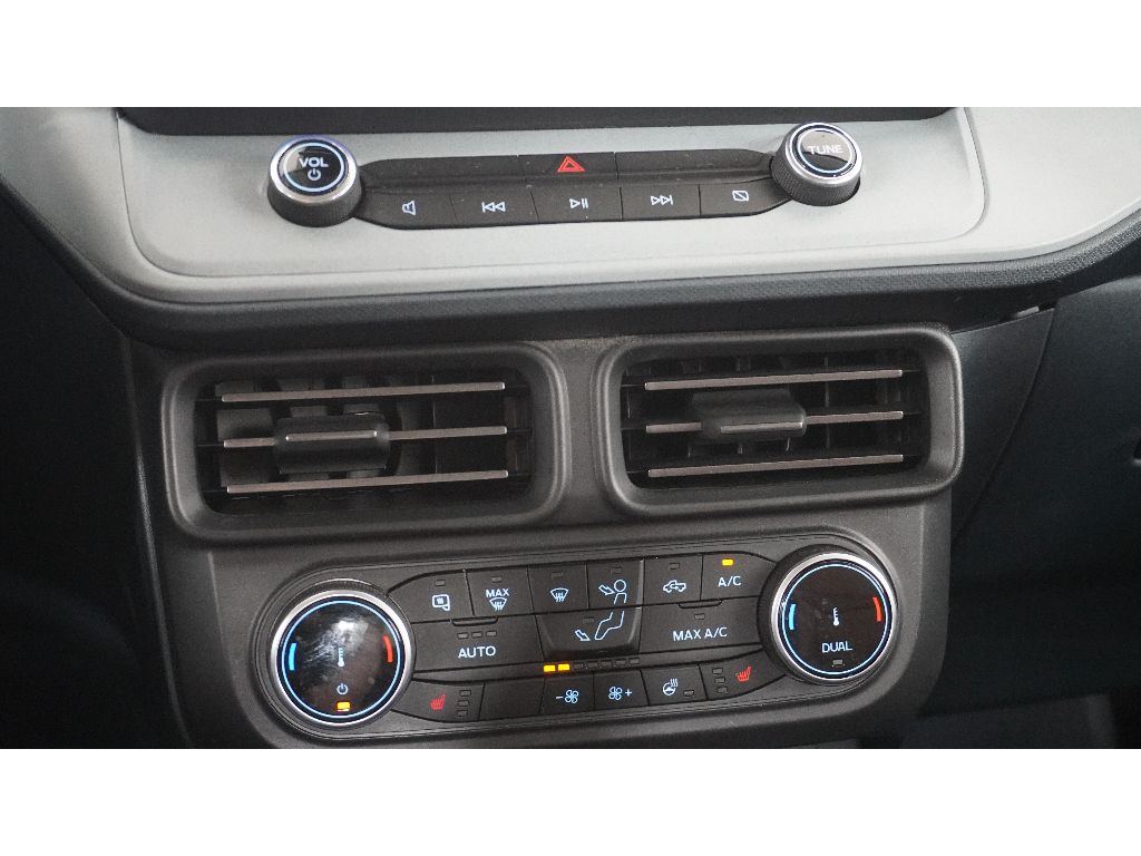 2024 Ford Maverick Lariat photo 23