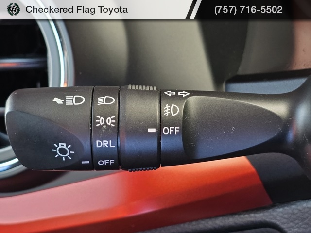 2020 Toyota Tacoma TRD Sport photo 28