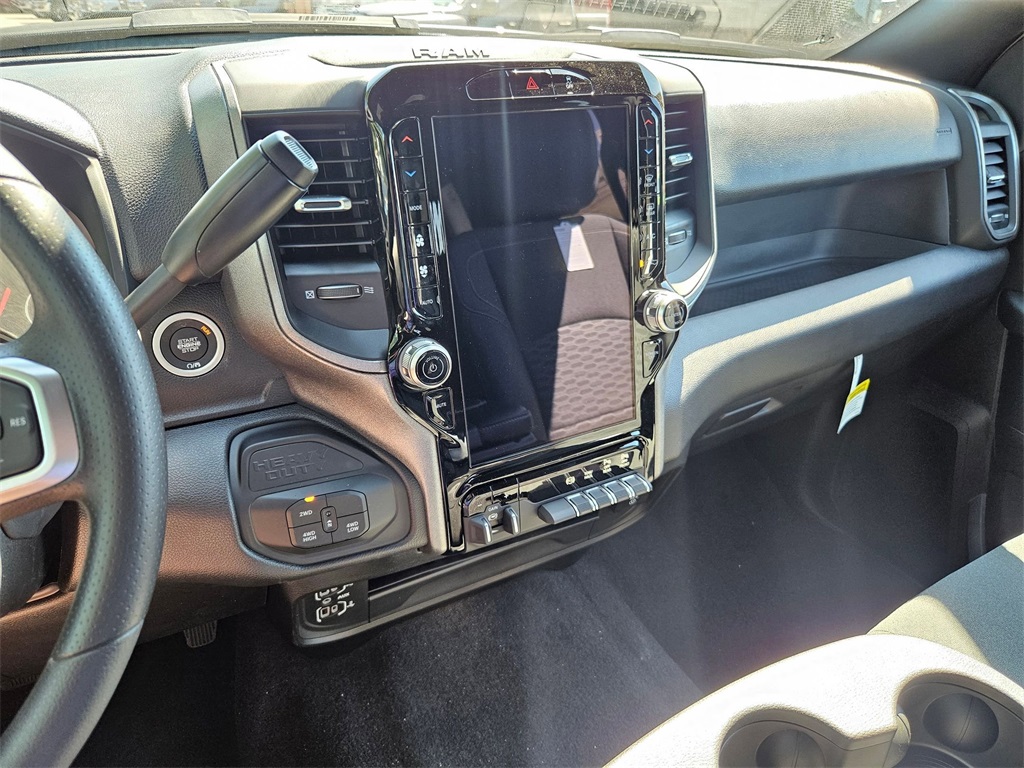 2025 Ram 2500 Tradesman photo 16