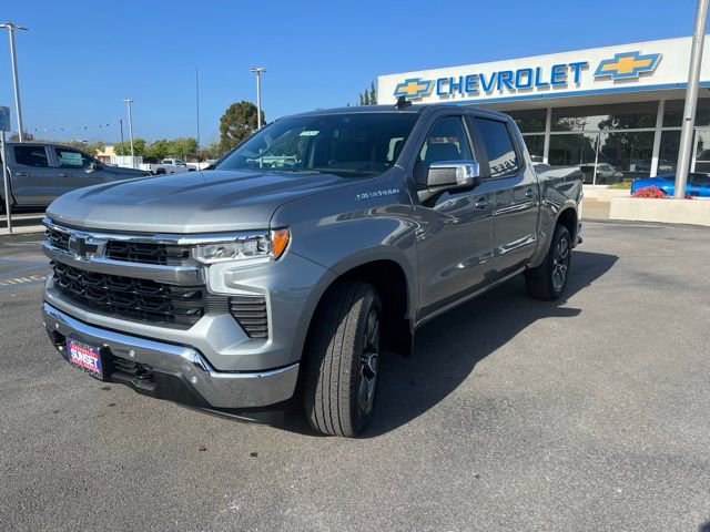 2024 Chevrolet Silverado 1500 LT's photo