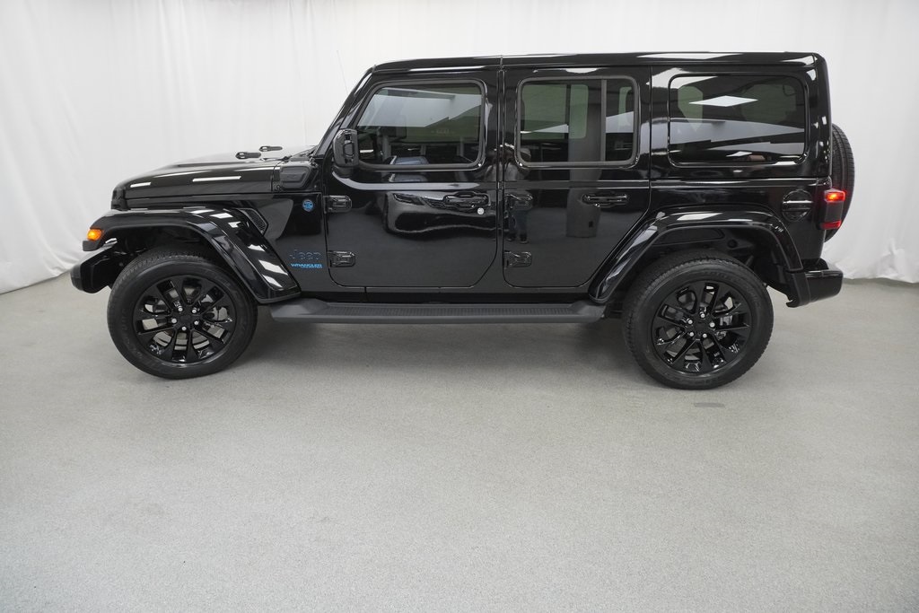 2021 Jeep Wrangler Unlimited Sahara High Altitude 4xe photo 13