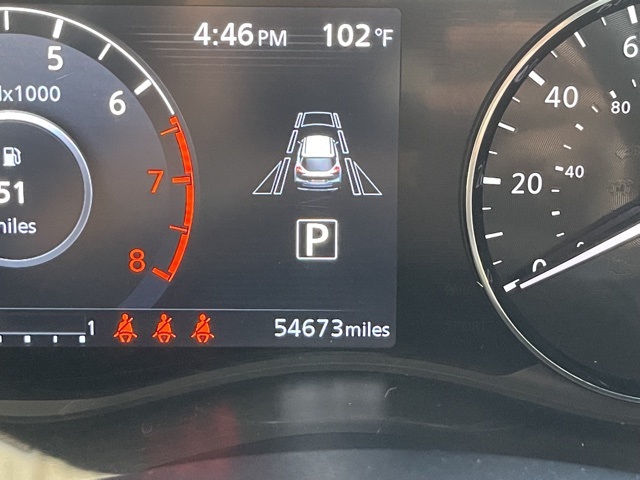 2024 Nissan Kicks SR photo 14