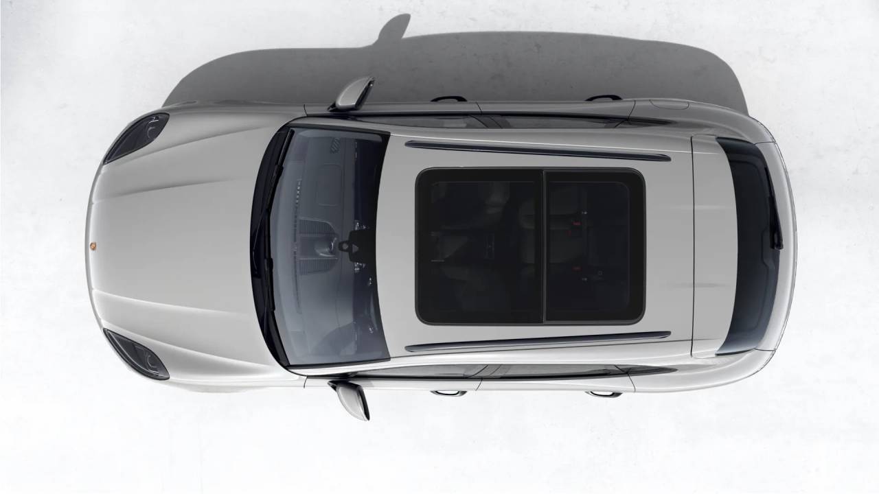 2026 Porsche Macan T photo 5
