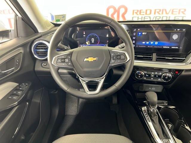 2026 Chevrolet Trax LT photo 10