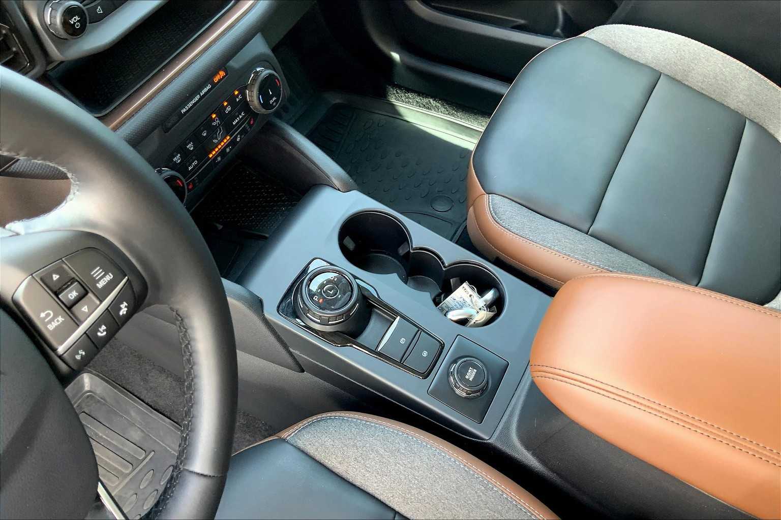 2024 Ford Bronco Sport Outer Banks photo 15