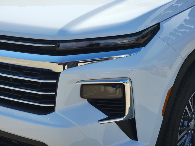 2026 Chevrolet Traverse photo 8