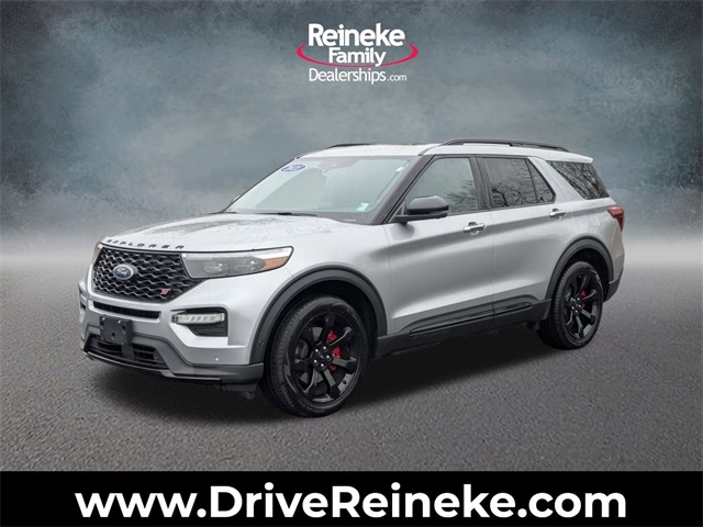 2021 Ford Explorer ST's photo