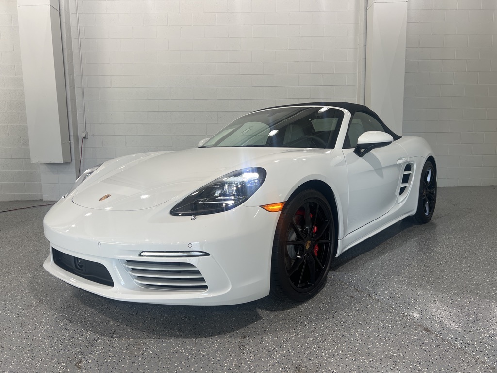 2024 Porsche 718 Boxster S