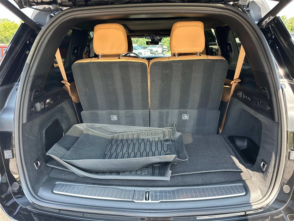 2023 Jeep Grand Cherokee L Summit photo 25