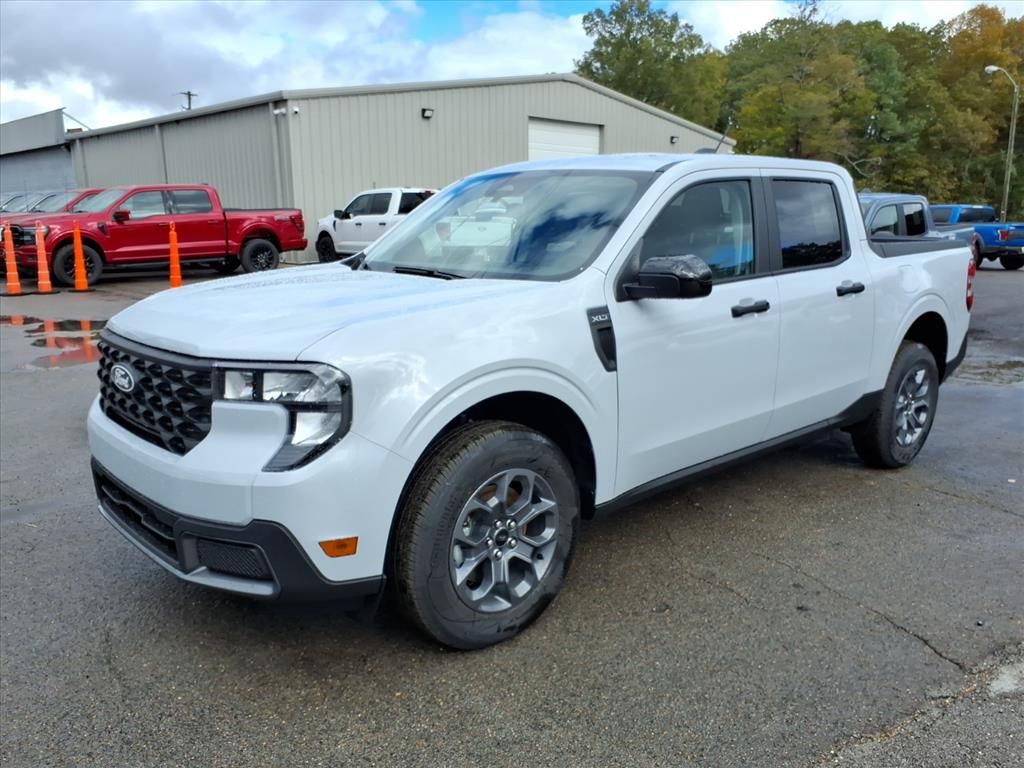 2025 Ford Maverick XLT's photo