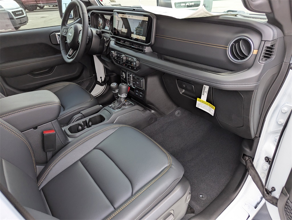 2025 Jeep Gladiator Sport photo 34