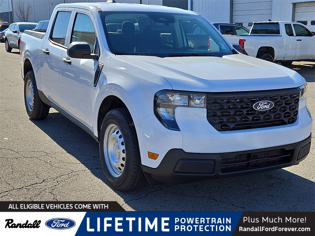 2025 Ford Maverick XL's photo