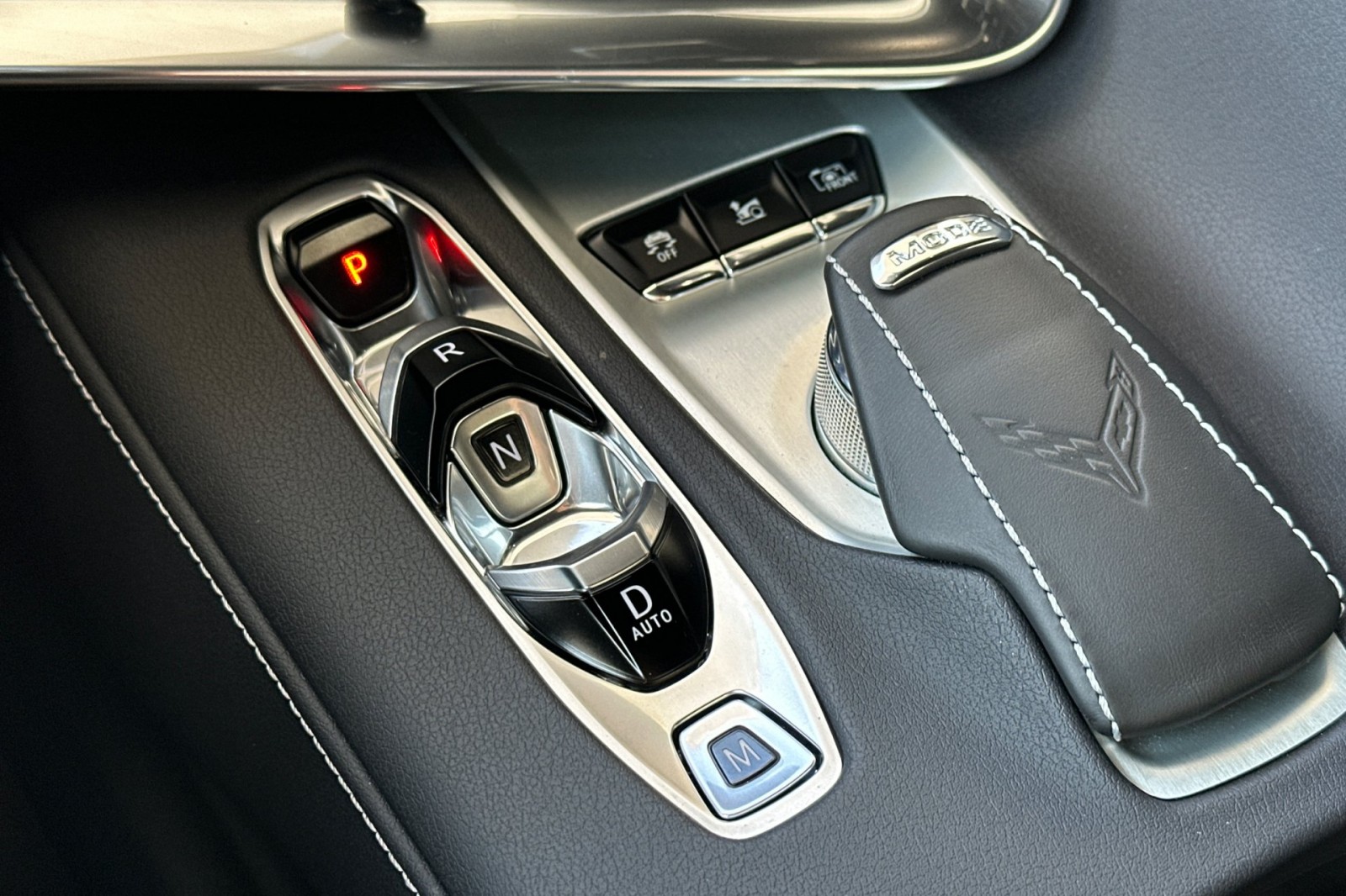 2020 Chevrolet Corvette 2LT Convertible photo 24