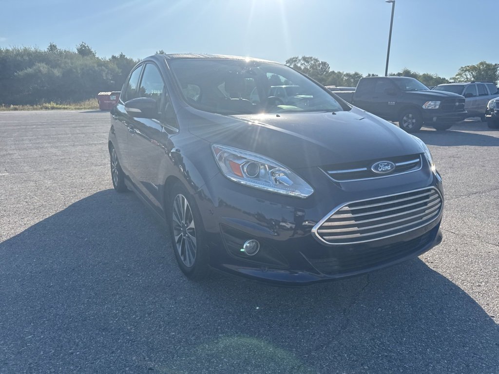 2017 Ford C-Max Hybrid Titanium photo 24
