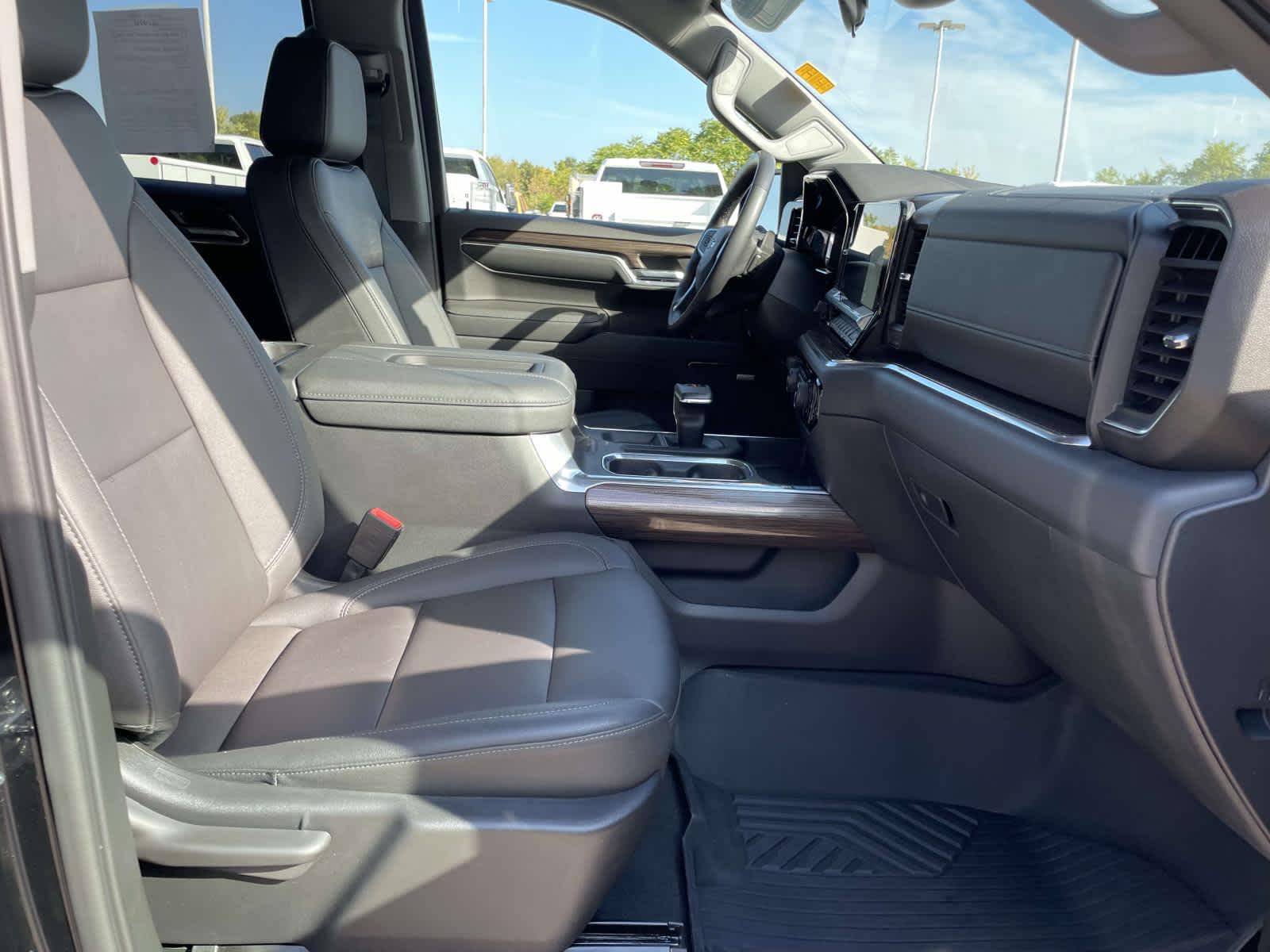 2022 Chevrolet Silverado 1500 LT Trail Boss photo 15