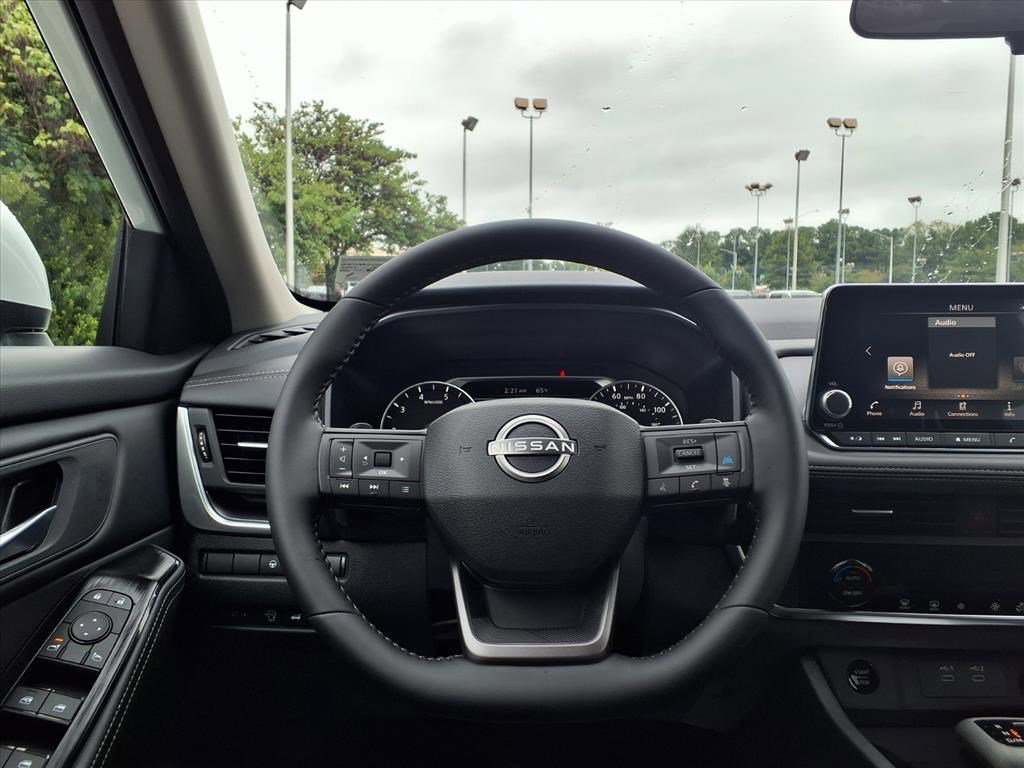 2026 Nissan Rogue SV photo 11